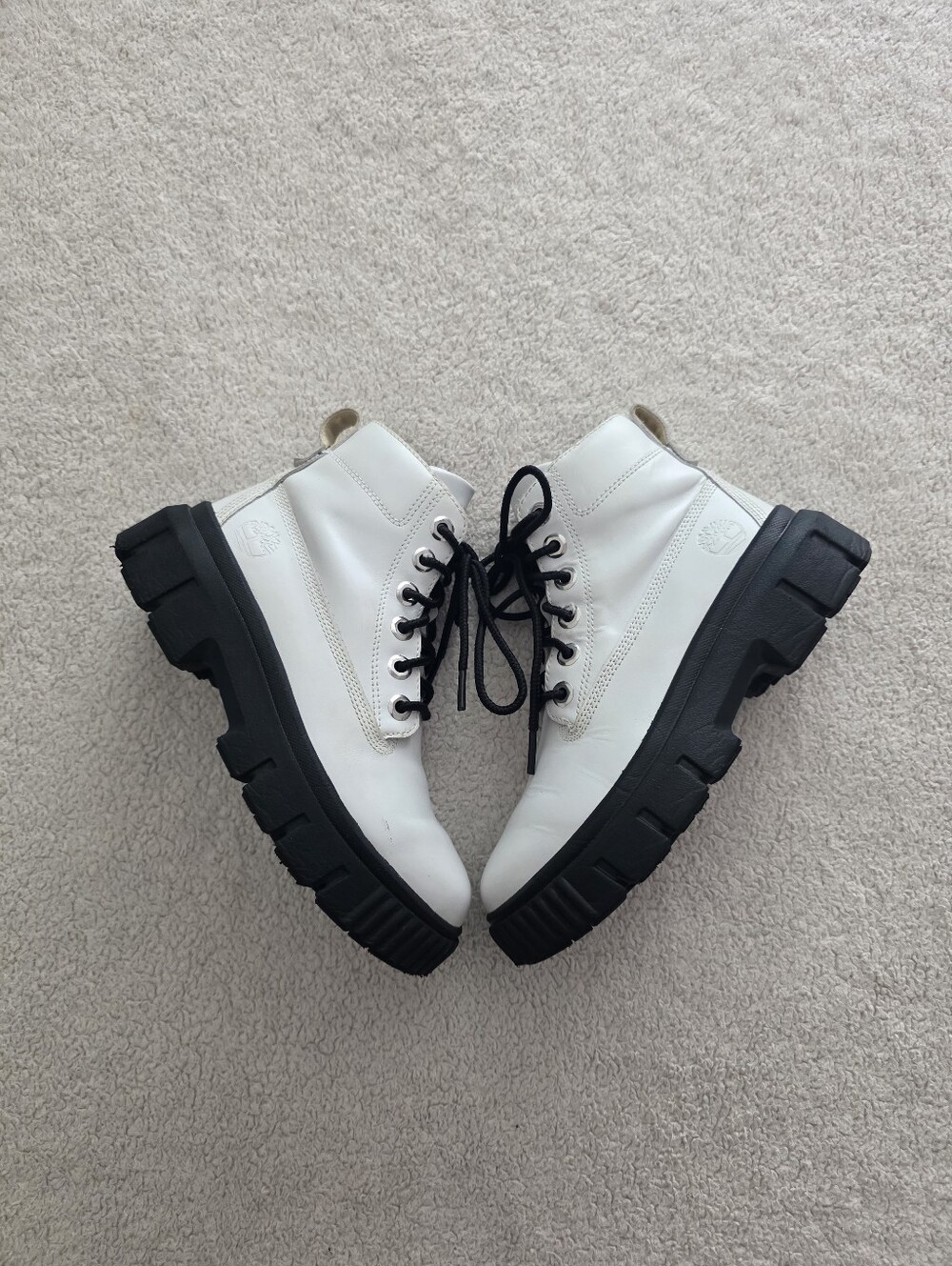Timberland Greyfield Leather Boots, Women's Size 6, GUC - White
